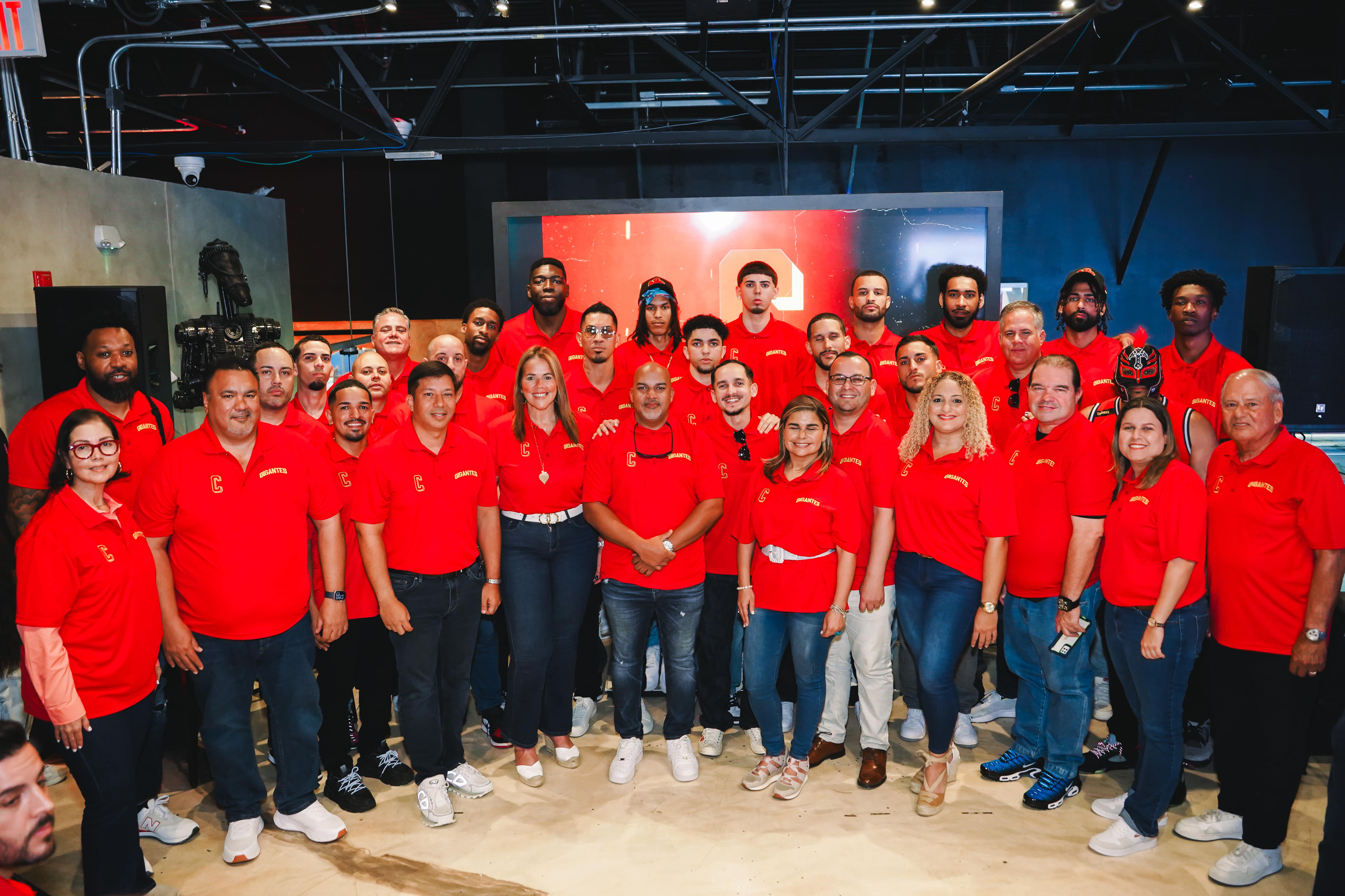 Listos los Gigantes para la temporada 2025 del BSN