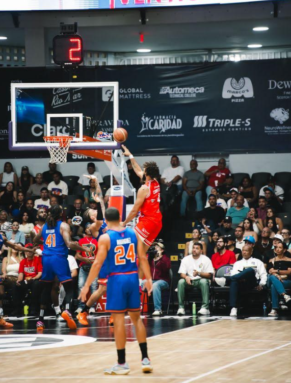Gigantes caen por el mínimo ante los Cangrejeros